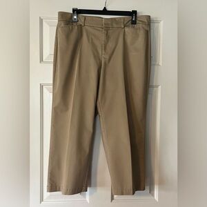 Dockers Metro capris